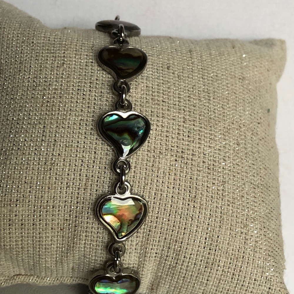 Abalone Shell Gemstones (3.10 cts) 6-Station Heart Bracelet